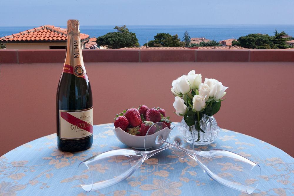 Swiss International Hotel Elba - Il Magnifico Marciana Marina  Buitenkant foto