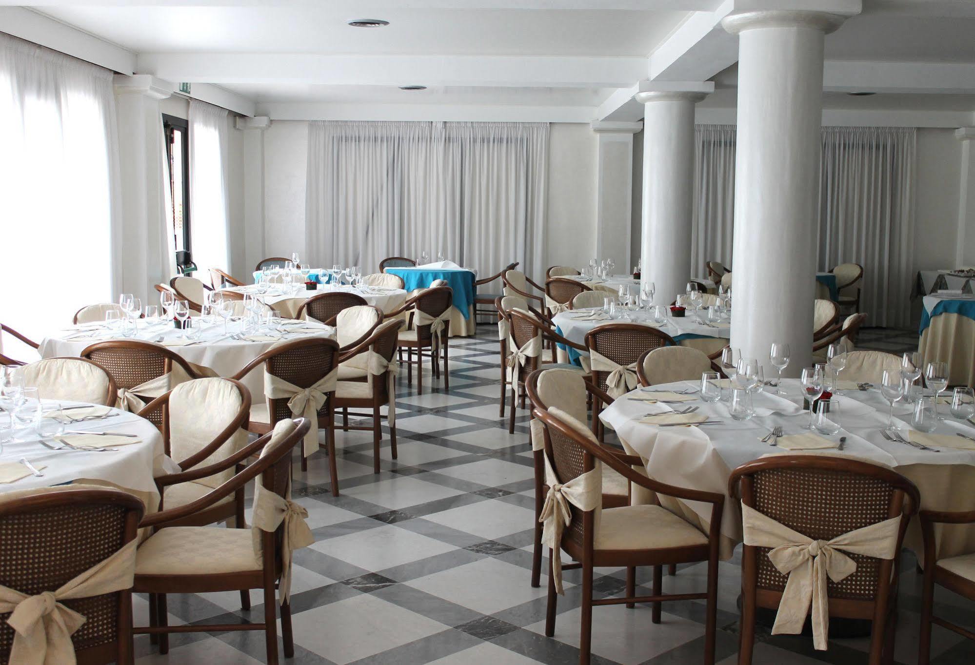 Swiss International Hotel Elba - Il Magnifico Marciana Marina  Buitenkant foto